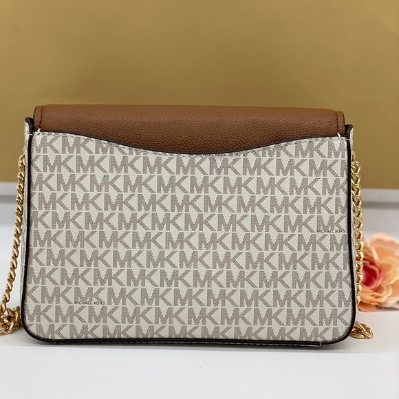 MICHAEL KORS WANDA MEDIUM SHOULDER CROSSBODY VANIL - Picture 2 of 16